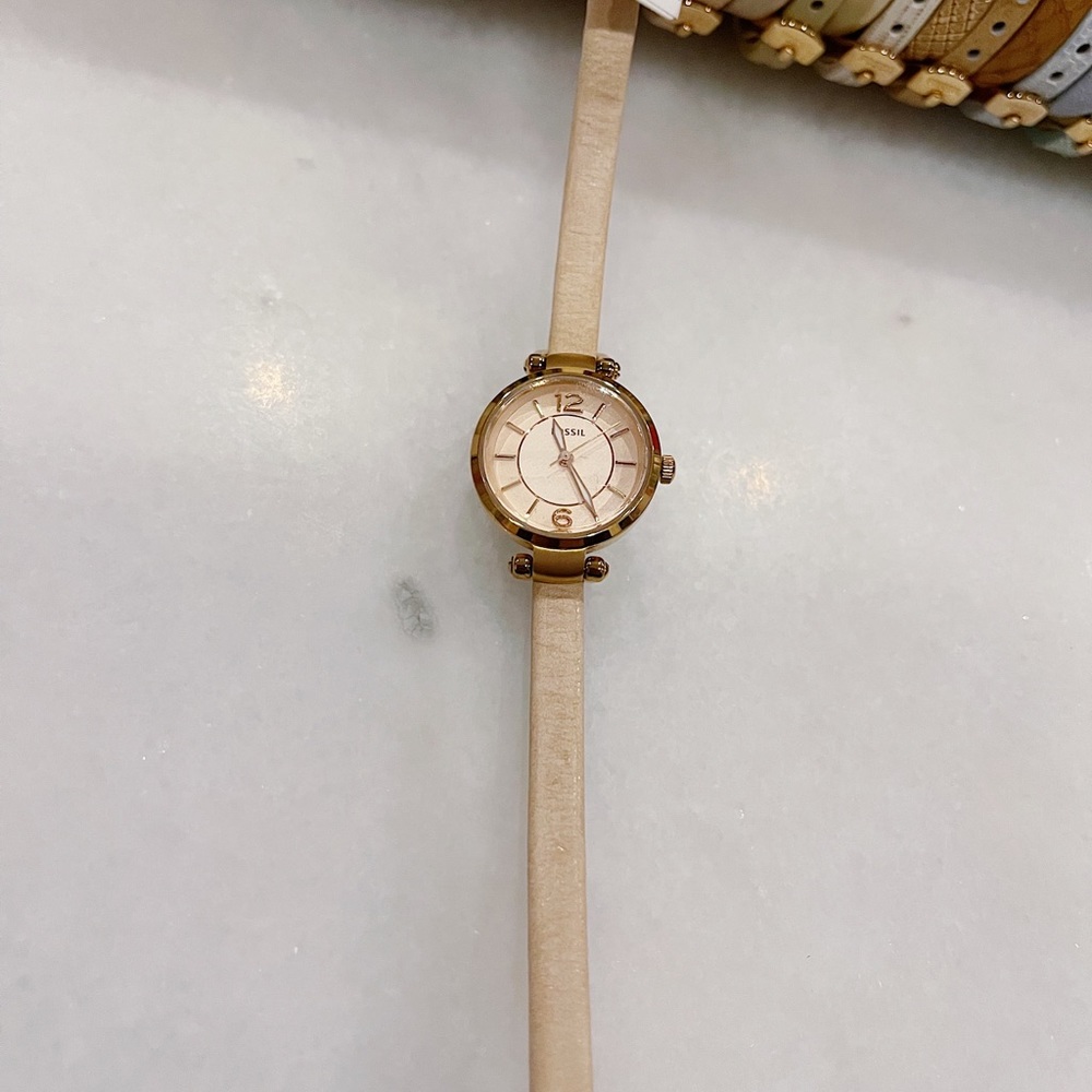 FOSSIL GEORGIA THREE-HAND LEATHER WRAP WATCH SET (DISCONTINUED) - Picture 16 of 16